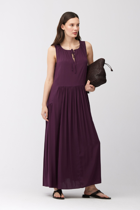 Lockeres Seidenkleid
