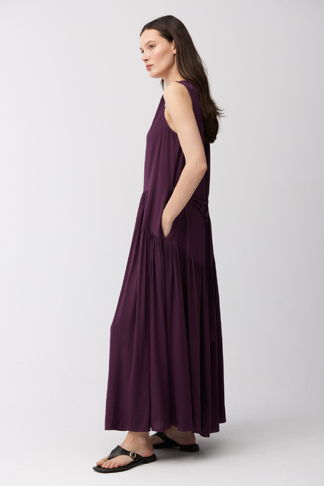 Lockeres Seidenkleid