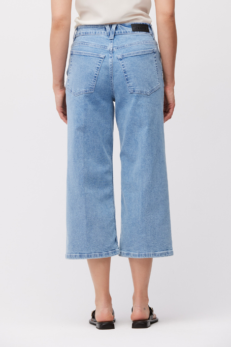Blaue Jeans - Patrizia Aryton