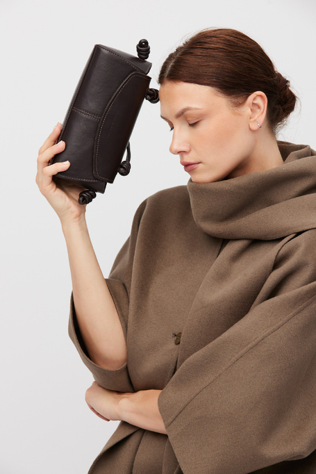 Schokoladenbraune Mini-Tasche mit Riemen - Patrizia Aryton