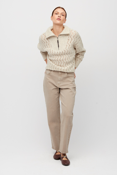 Beige Jeans mit schmalem Bein