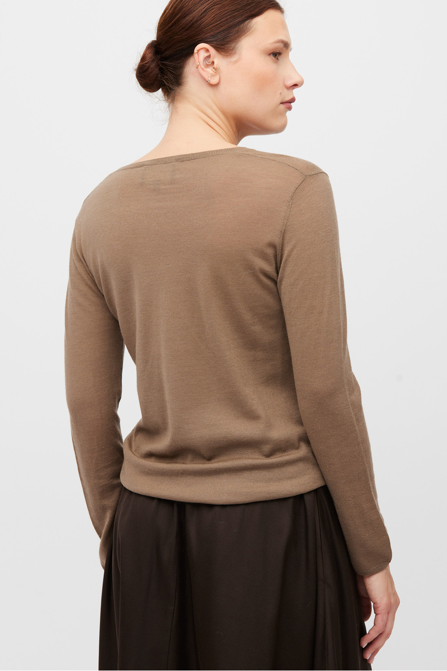 Kamelfarbene Bluse aus Merinowolle Kamelfarbene Bluse aus Merinowolle