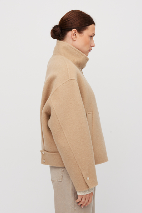 Kurze Jacke mit Kamelwolle Doubleface - Patrizia Aryton Kurze Jacke mit Kamelwolle Doubleface - Patrizia Aryton