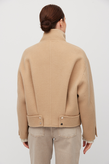 Kurze Jacke mit Kamelwolle Doubleface - Patrizia Aryton Kurze Jacke mit Kamelwolle Doubleface - Patrizia Aryton