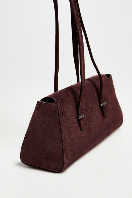 Auberginefarbene Tasche aus Wildleder Auberginefarbene Tasche aus Wildleder