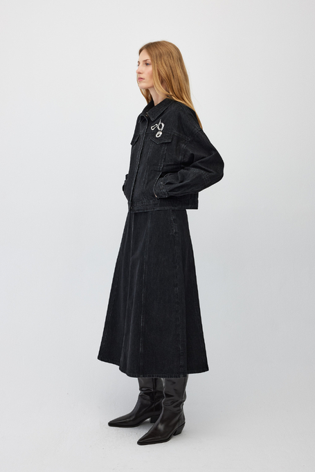 Dunkelgraue lockere Jeansjacke