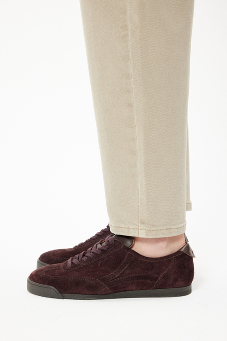 Wildleder-Sneaker aus weichem Leder