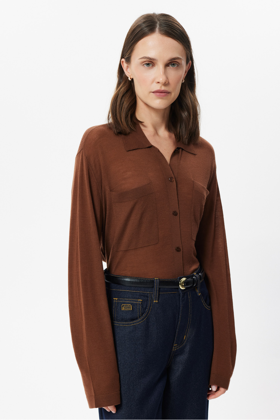 Braune Strickjacke aus Merinowolle Braune Strickjacke aus Merinowolle