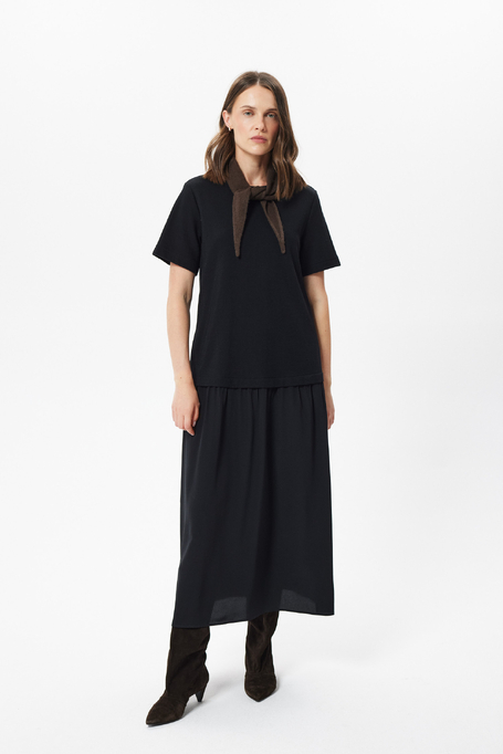Schwarzes Woll- und Seidenkleid