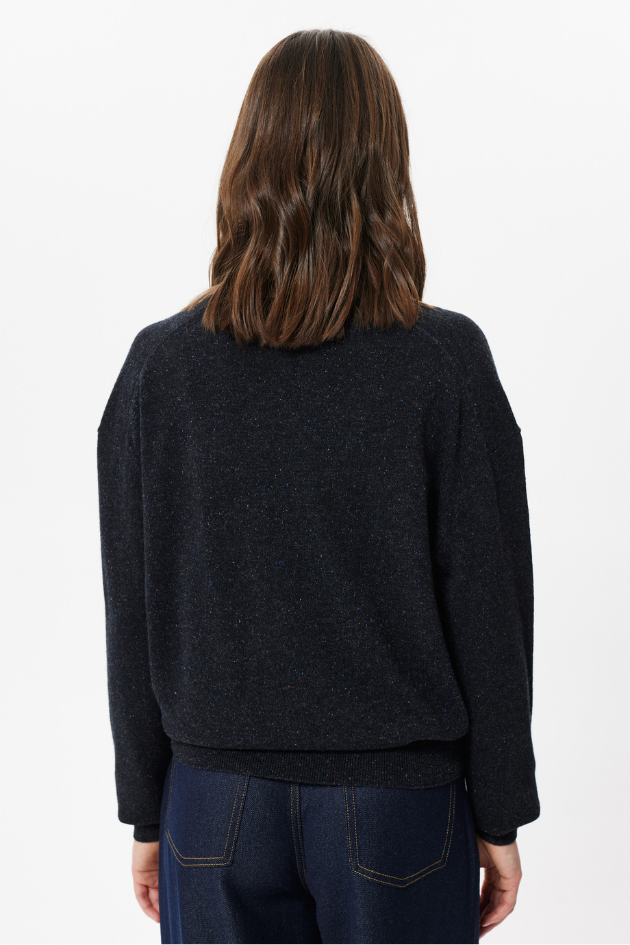 Schwarze Strickjacke mit Wolle und Seide Schwarze Strickjacke mit Wolle und Seide