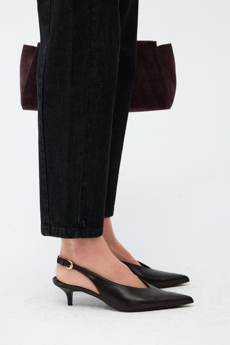 Leder-Slingback-Schuhe mit mittlerem Absatz