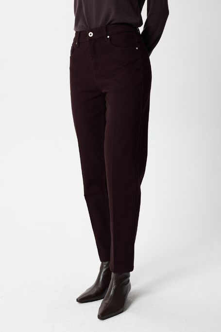 Auberginefarbene Jeans Auberginefarbene Jeans
