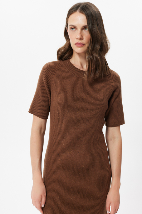 Braunes Midikleid aus Merinowolle