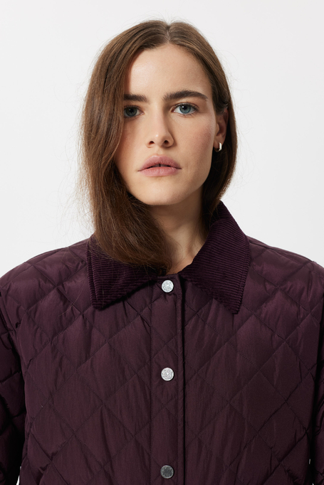 Kurze Daunenjacke in Aubergine - Patrizia Aryton