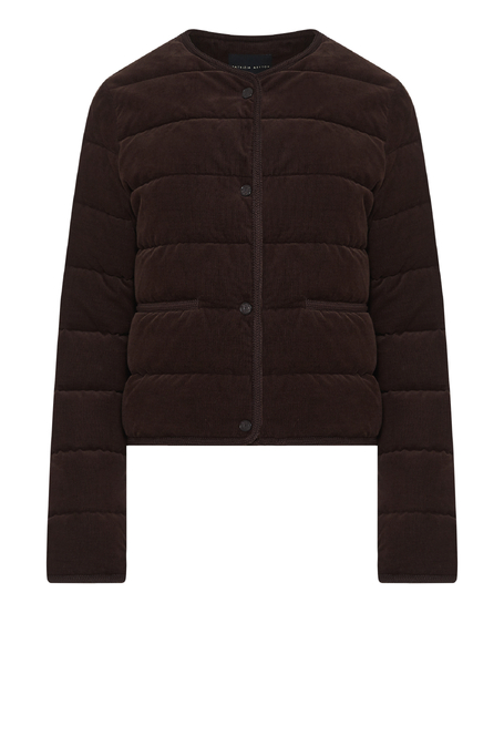 Kurze schokoladenbraune Daunenjacke Kurze schokoladenbraune Daunenjacke