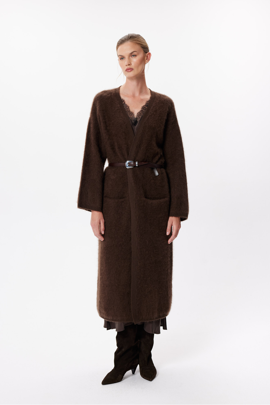 Schokoladenfarbener Cardigan aus Merinowolle und Kaschmir Schokoladenfarbener Cardigan aus Merinowolle und Kaschmir