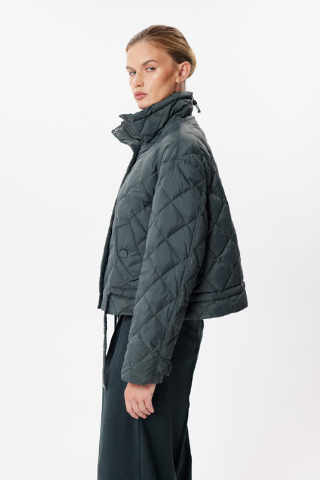 Smaragdgrüne Daunenjacke