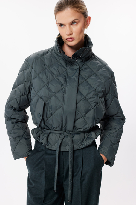 Smaragdgrüne Daunenjacke