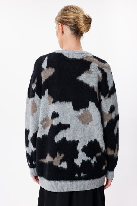 Locker gestrickter gemusterter Pullover mit Kaschmir