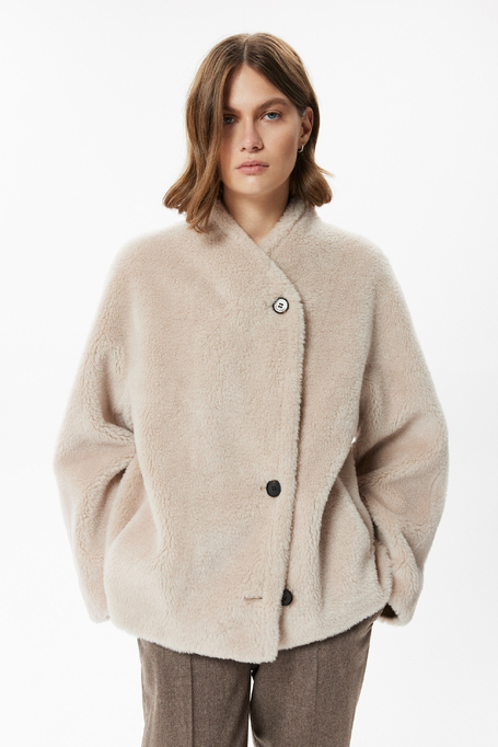 Beige Jacke aus Teddyfell-Wolle