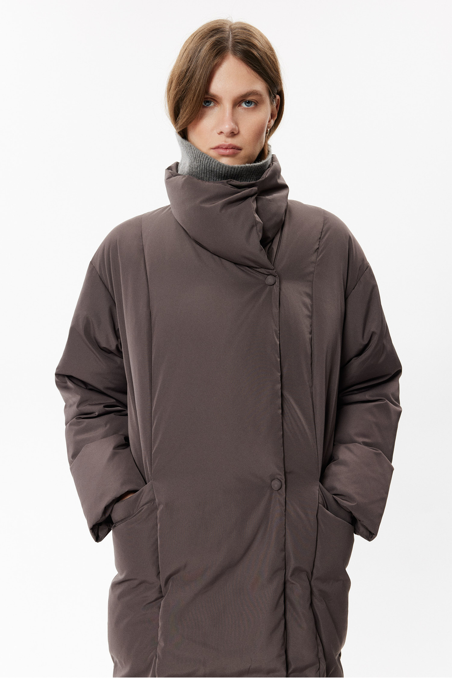 Braune Jacke mit Naturdaunen Braune Jacke mit Naturdaunen