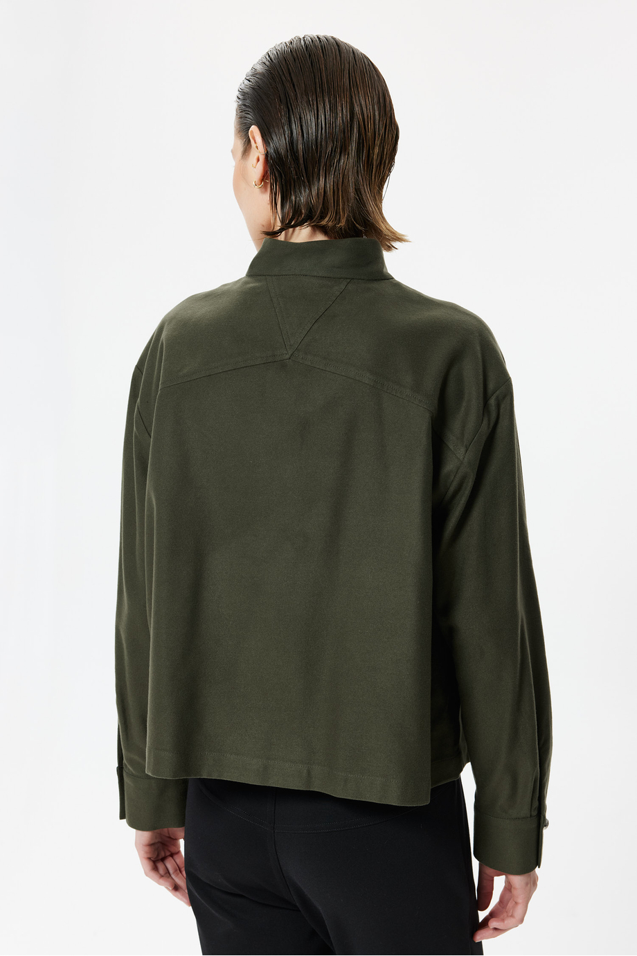 Bluse mit Stehkragen aus Baumwolle und Lyocell Bluse mit Stehkragen aus Baumwolle und Lyocell
