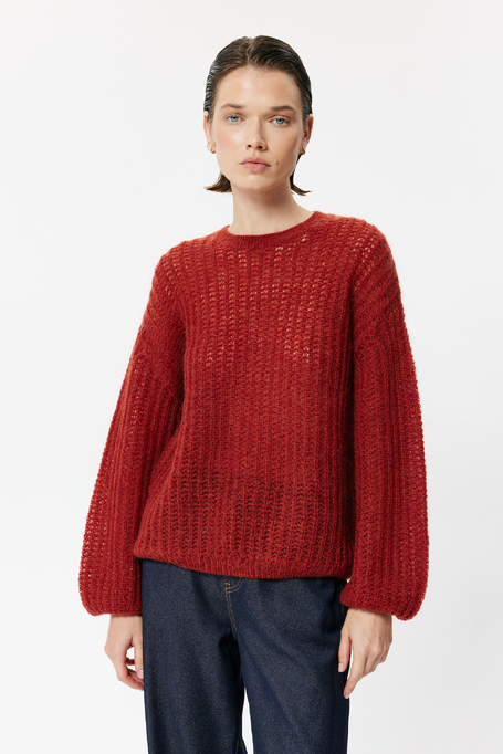 Ziegelroter gestrickter Pullover mit Mohair